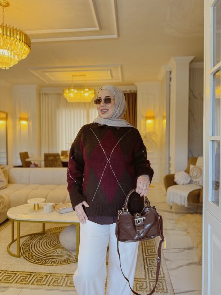 بلوزة برغندي و بني