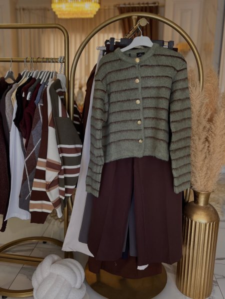 جرزة بلون زيتي و بني