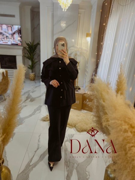 طقم عملي اسود قطعتين ( قميص +بنطلون )